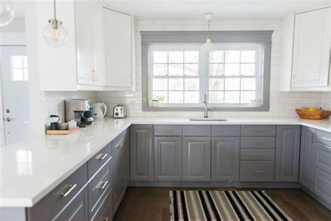 Maybe you would like to learn more about one of these? Backsplash and Countertop Ideas for Grey Shaker Cabinets ...