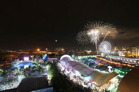 Shah alam malaysia terletak di 6959,10 km barat laut dari mekkah. 10 Tempat Menarik Di Shah Alam - MNY Homestay Shah Alam