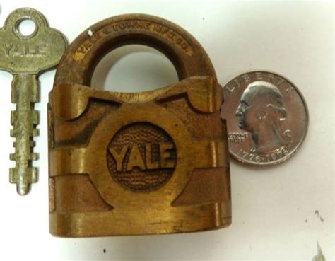 Vintage Yale Lock Padlock With Original Key Antique Price Guide
