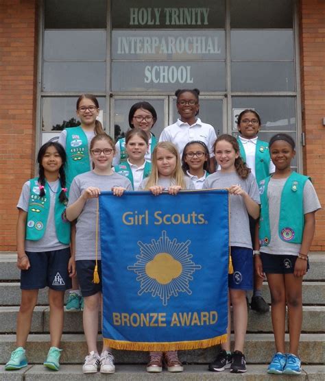 Holy Trinity Girl Scout Troop Earns Bronze Award