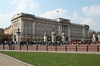 File:Buckingham Palace 2007 2.jpg - Wikipedia
