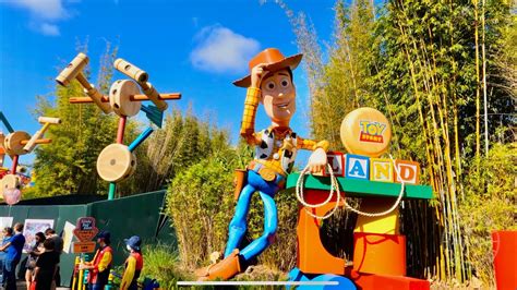 Toy Story Land Morning Walkthrough At Disneys Hollywood Studios Walt