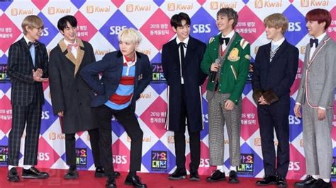As more information about the lineup is being revealed slowly, kpopmap will update as soon as we get any. 7 Link Live Streaming SBS Gayo Daejun 2018, BTS - EXO Bawa ...