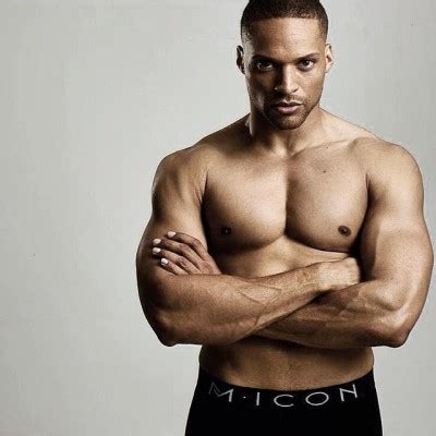 Cleo Anthony Gay Or Girlfriend Shirtless And Underwear Photos