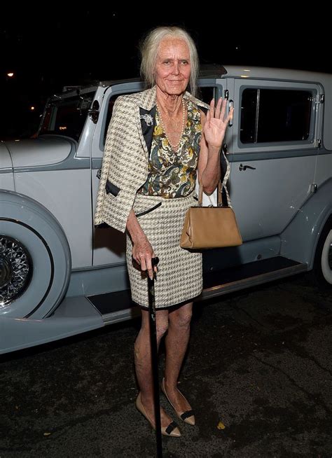 heidi klum as an old woman old lady costume best celebrity halloween costumes hollywood