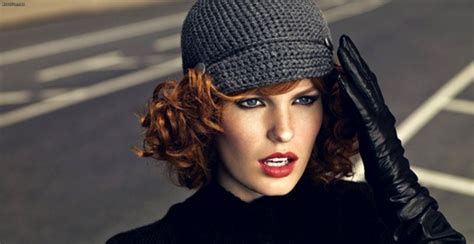 Straight or wavy, curly or kinky, it's many hat styles are best complimented with hair pulled back and in a style that doesn't compete. How To Wear A Hat With Short Hair - Useful Tips For A ...