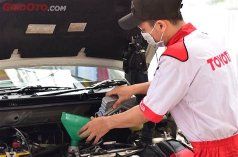 Berapa Biaya Ganti Oli Mesin Toyota New Avanza Di Bengkel Resmi