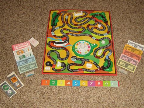 The Game Of Life Form The 1960s All Pieces Included Vintage Games