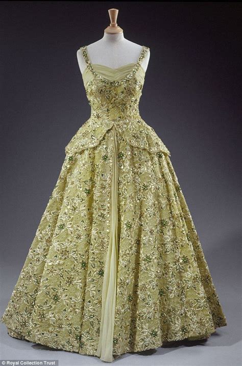 The Queens Historic Gowns Go On Display Queen Dress Historical