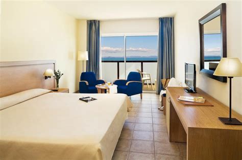 Simple Science: How to Make a Volcano with Kids