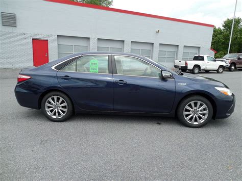 Certified Pre Owned 2017 Toyota Camry Hybrid Xle 4dr Car In East