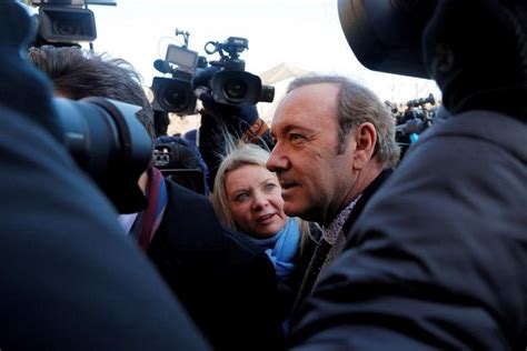 prosecutors drop sex assault case against actor kevin spacey the straits times