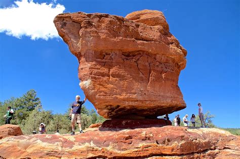 Balanced Rock Colorado Springs One Of The Most Popular Features Of