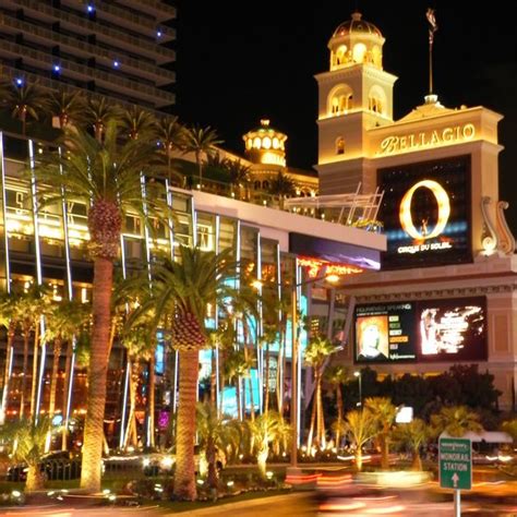 12 Must Do Experiences In Las Vegas Las Vegas Vegas Visit Las Vegas