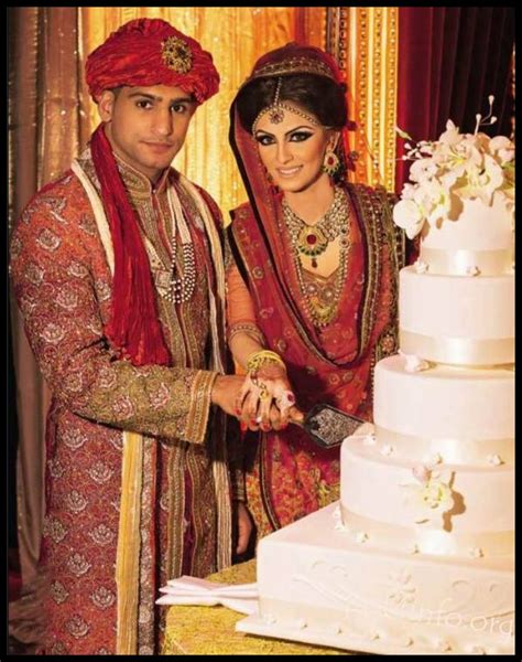 Boxer Amir Khan And Faryal Makhdooms Wedding Pictures Myipedia Tvc