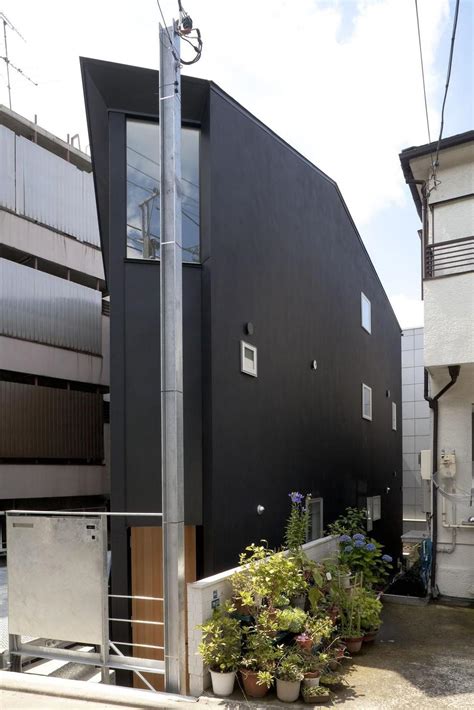 Extremely Narrow House Modern House Designs