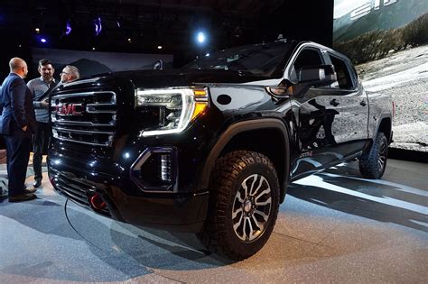 2019 Gmc Sierra At4 Tries To Elevate Off Roading Off Blog