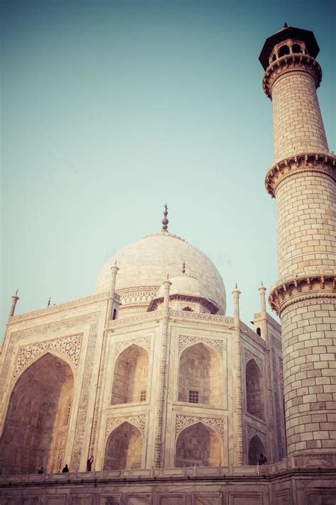 Taj Mahal A Famous Historical Monument A Monument Of Love The