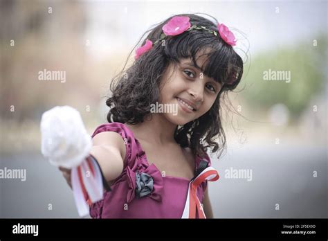 Taiz Yemen 07 Apr 2016 Smile Of A Girl From The Yemeni City Of Taiz