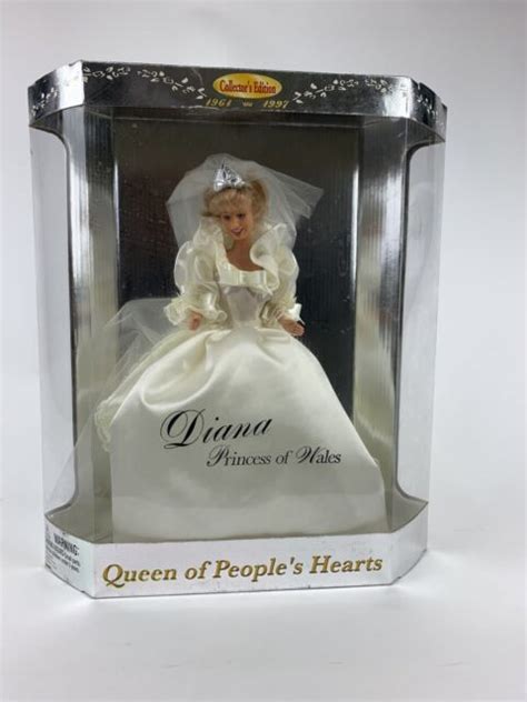Diana Princess Of Wales 12 Doll 1997 Wedding Street Player Holing Corp