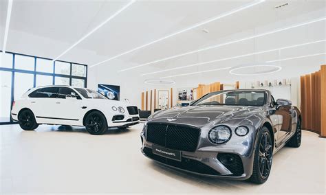 Bentley Showroom Surrey • Hees