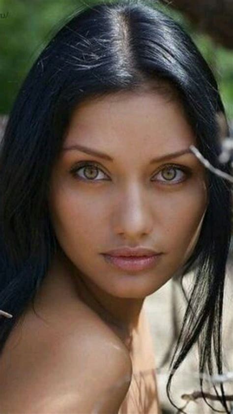 Woman Actress Native American Beautiful