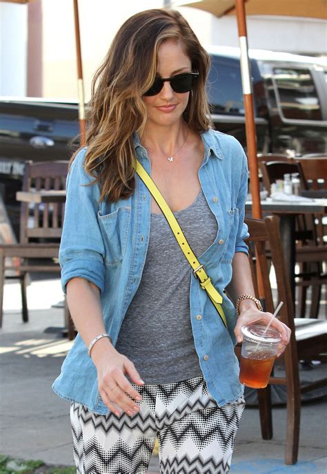Minka Kelly S New Highlights Will Make You Want To Forget Ombre Hair Color Forever Or At Least