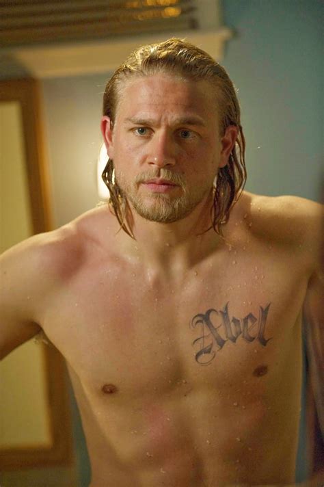 Shirtless Charlie Hunnam Pictures And S Popsugar Celebrity Photo 7