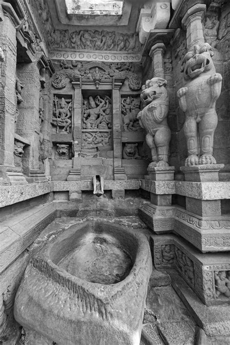 Sculpture At Kailasanathar Temple Sculpture At Kailasanath Flickr