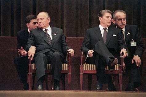 How Gorbachev Ended The Cold War Time