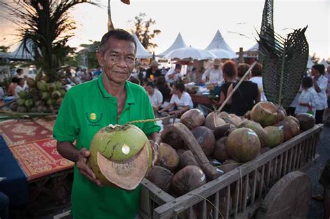 How Versatile Coconuts Shaped Thai Culture Tat Newsroom