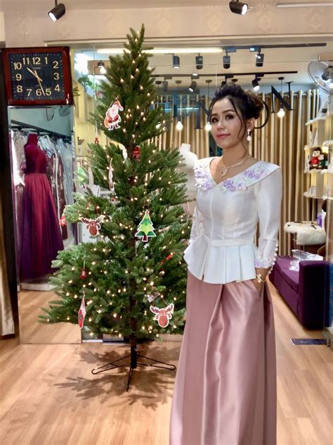 pin-by-themoon-tailor-on-khmer-traditional-dresses