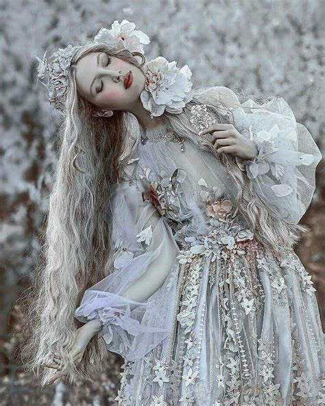 Pin By Ramonita On Dreamy Ethereal Fantasy Dress