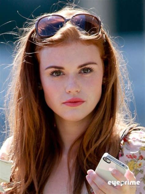 31 holland roden tumblr is this seriously a cadid she s gorgeous holland roden ginger