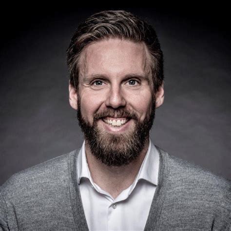 Tiada henti berdebar hati ini! Dennis Waldeck - Change- und Projektmanager - Rödl ...