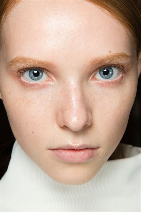 Natural Makeup Look Says Victory Stella Mccartney Spring 2015 Ready To