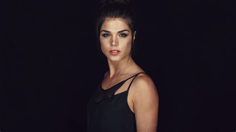 marie avgeropoulos wallpaper