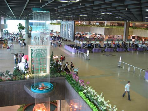 Filesingapore Changi Airport Terminal 1 Departure Hall 7 Dec 05