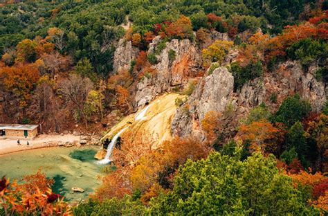 When And Where To Expect Oklahomas Fall Foliage To Peak This Year