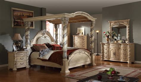 The white finish will easily adapt to the existing bedroom color and design even the room has a colorful scheme like the kids bedroom. American Styles Canopy Bedroom Sets Ideas | Home Design ...