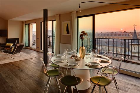 Apartment rentals Paris: HomeTown, specialist in short term rental in