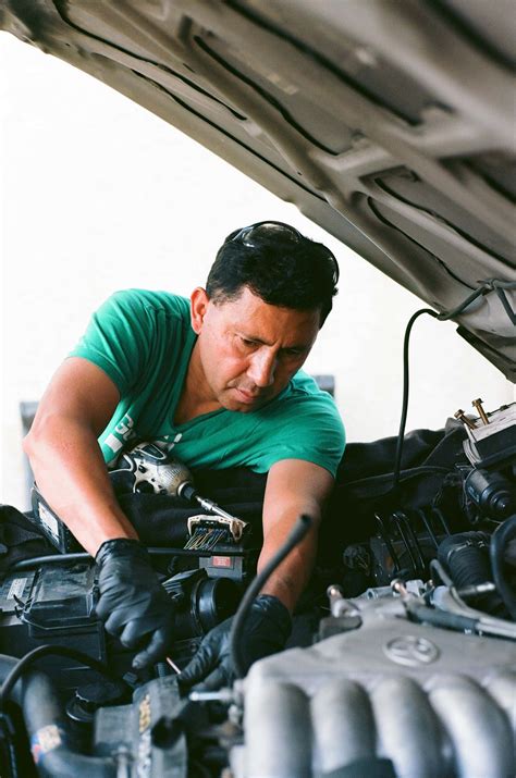Automotive Service Technicians And Mechanics Worknet Dupage Career Center