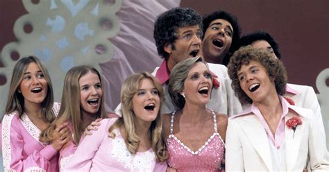 Itsnotyouitsme Throwback Thursday With The ‘brady Bunch Cast Covering