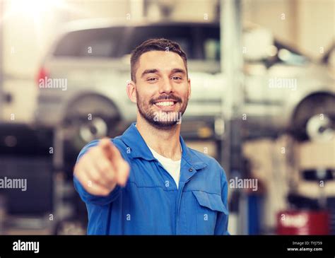 Happy Auto Mechanic Man Or Smith At Car Workshop Stock Photo Alamy