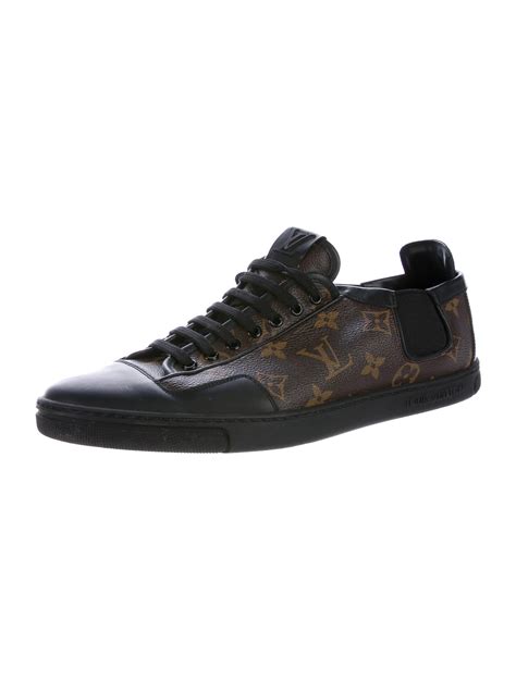 Deals on louis vuitton sneakers from 9 shops. Louis Vuitton Monogram Low-Top Sneakers - Shoes ...