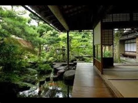 Cahaya matahari yang mengisi rumah dapat kembali pada konsep zen yang menjadi orientasi desain ala rumah jepang, sediakan satu ruang khusus untuk bersantai dengan suasana tenang dan damai. Desain Taman Belakang Rumah Ala Jepang - YouTube
