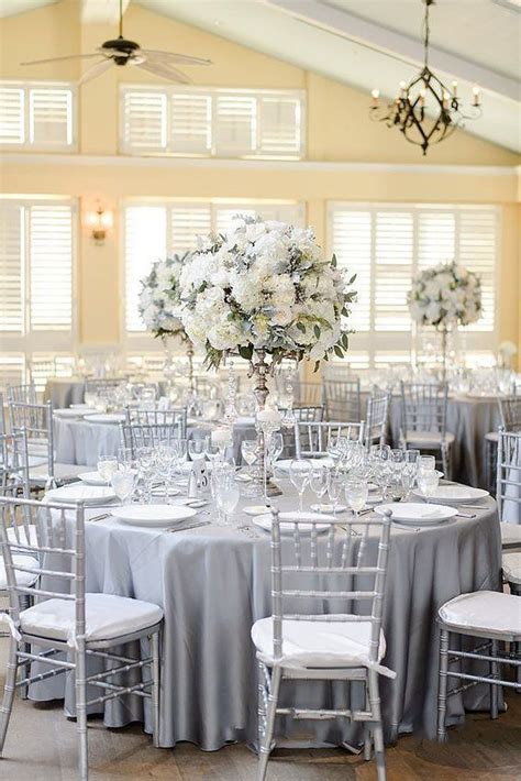 26 Practical Silver Wedding Décor Ideas That Wow Wedding Reception