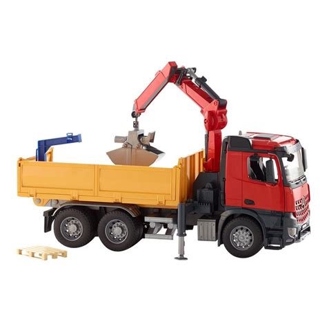 Bruder Mb Arocs Construction Truck W Crane Clamshell Buckets 2 Pallets