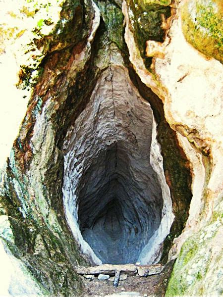 utroba cave a vagina or womb cave temple astrogeography blog