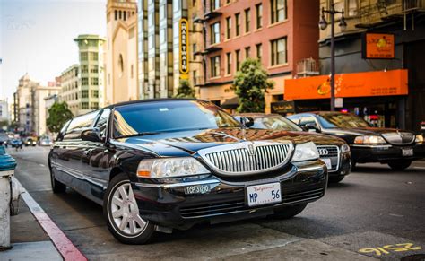 Why Are Stretch Limousines So Long A Short History The News Wheel